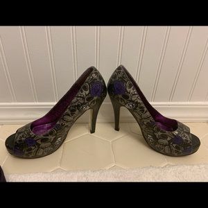 Iron fist platform heel